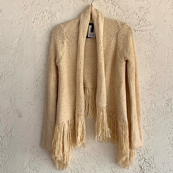BCBGMAXAZRIA open front, shawl collar fringe cardigan wrap sweater. Size s/xs - Picture 10 of 11